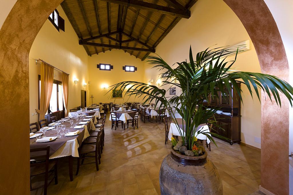 Villa Agriturismo Antichi Granai Calatafimi Exterior foto