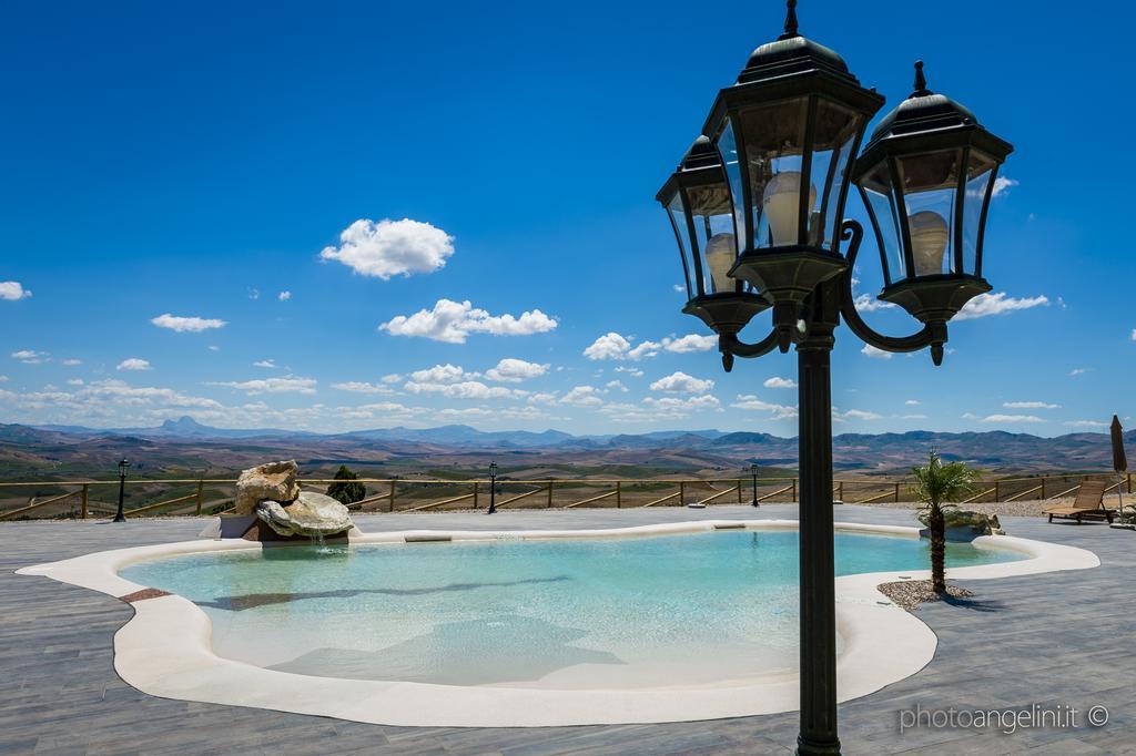 Villa Agriturismo Antichi Granai Calatafimi Exterior foto