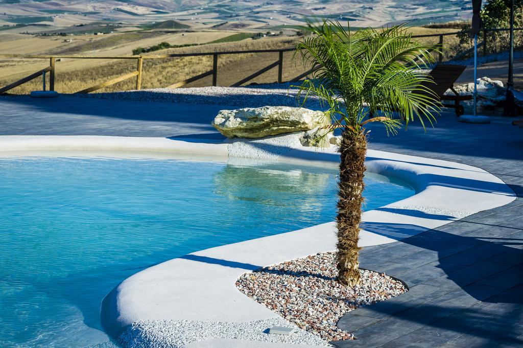 Villa Agriturismo Antichi Granai Calatafimi Exterior foto